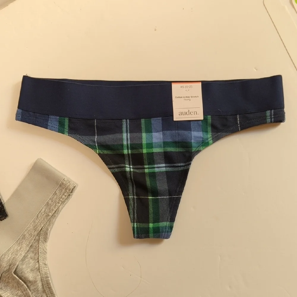 7 Pairs Women's Thong Underwear - Auden™ XSmall . NWT